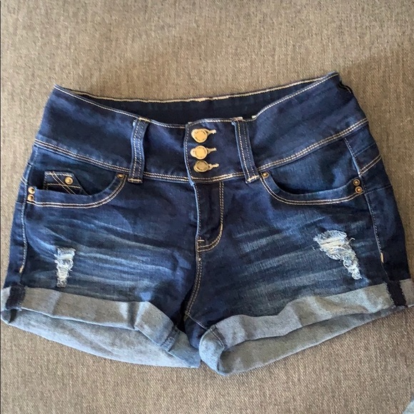 Ymi jean shorts - Picture 1 of 3